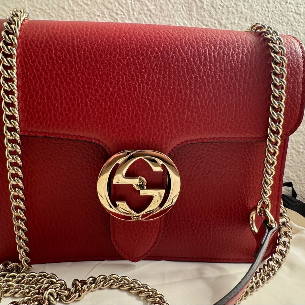 ❗️SOLD❗️Gucci Red Crossbody Bag with Silver Chain